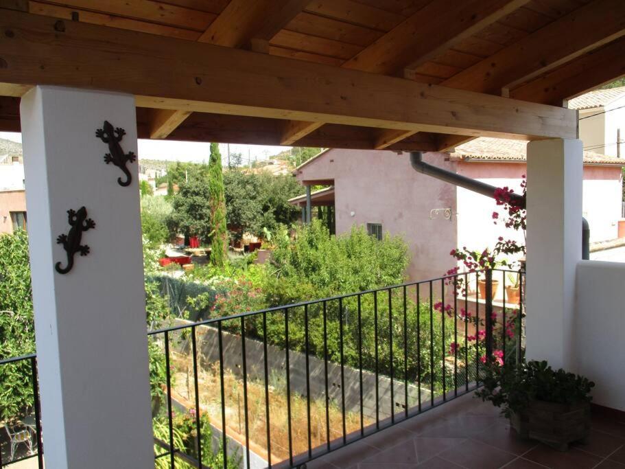 Villa Casa La Higuera à Chulilla Extérieur photo